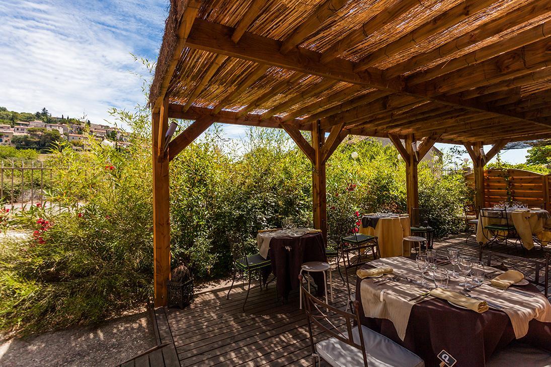 Logis Le Relais Sarrasin Hotel Vezenobres Eksteriør billede